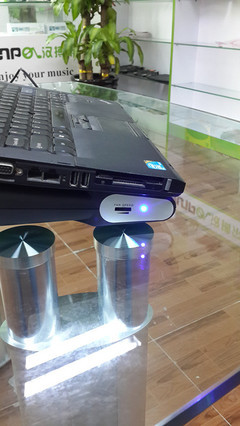 HUNPOL 漢搏爾 筆記本散熱底座與高品質(zhì)2.0音箱的完美融合