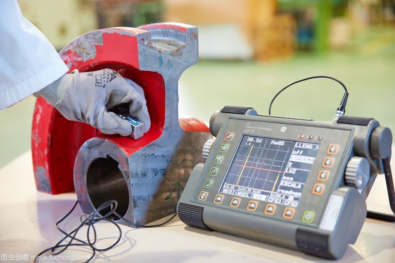 超聲波設(shè)備。金屬件缺陷的控制。無損檢測實驗室。技術(shù)服務(wù)行業(yè)。圣塞巴斯蒂安tecnalia研究和創(chuàng)新donostiagipuzkoa巴斯克的國家西班牙。